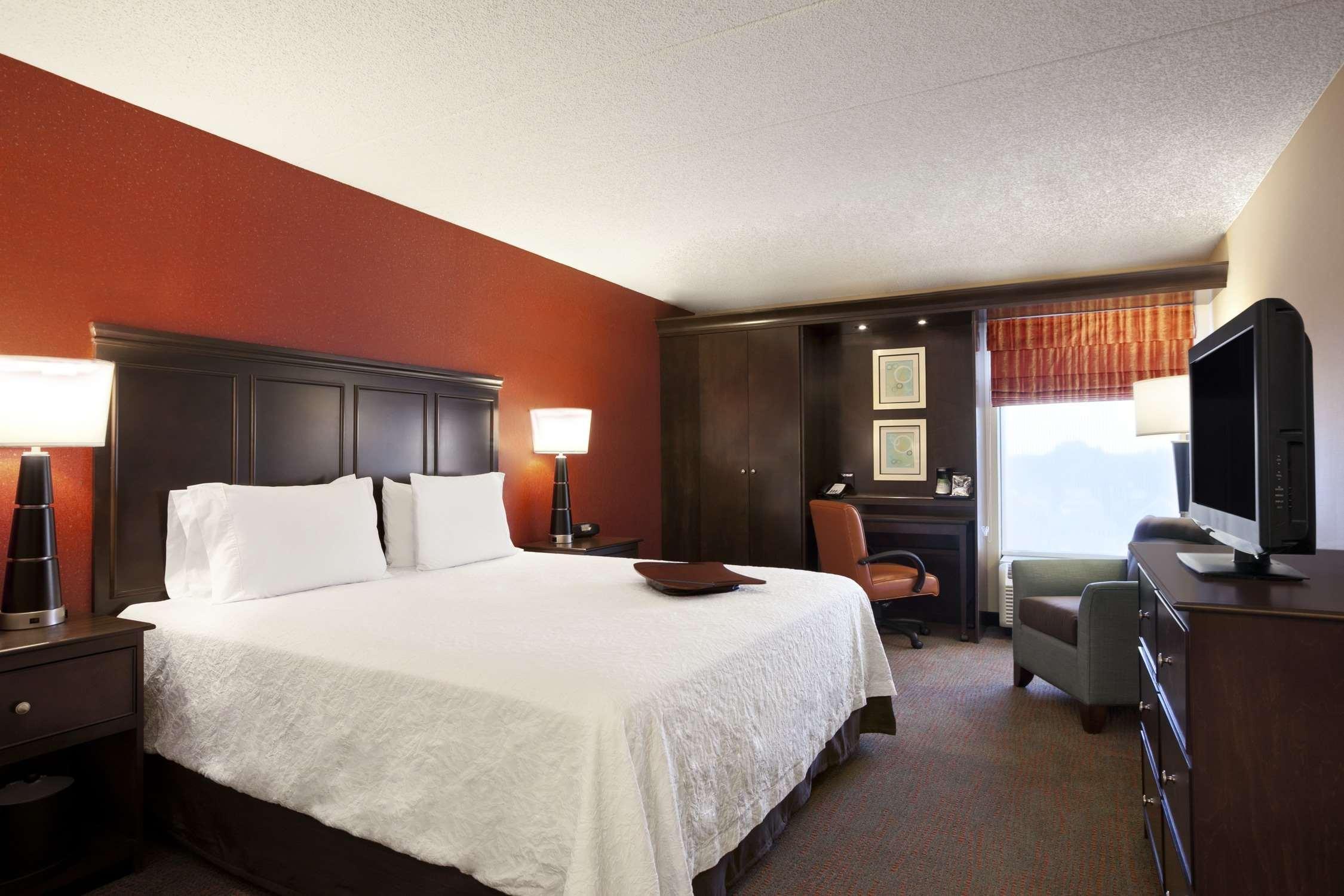 Hampton Inn Chicago-Midway Airport Bedford Park Exterior photo