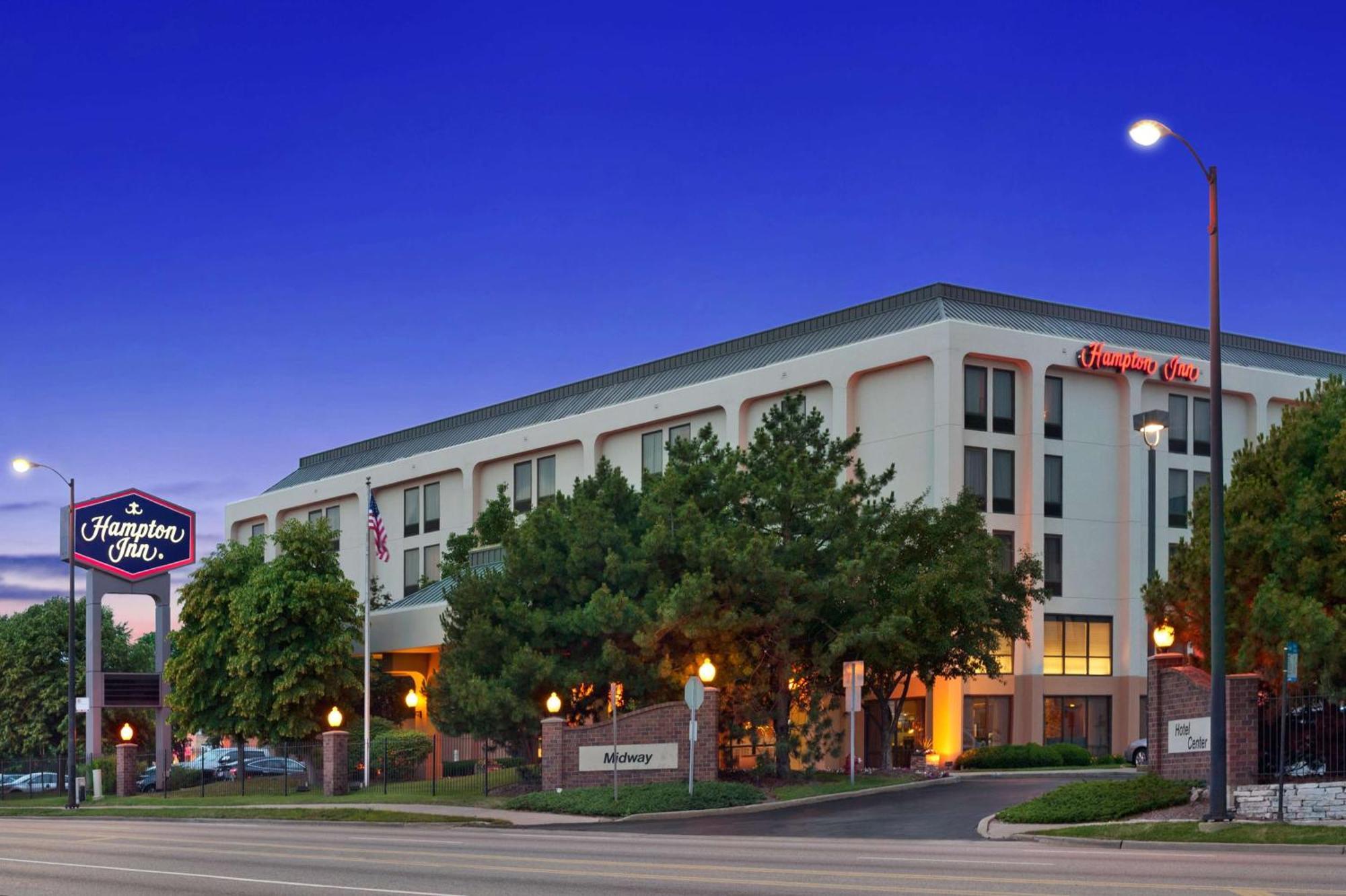 Hampton Inn Chicago-Midway Airport Bedford Park Exterior photo